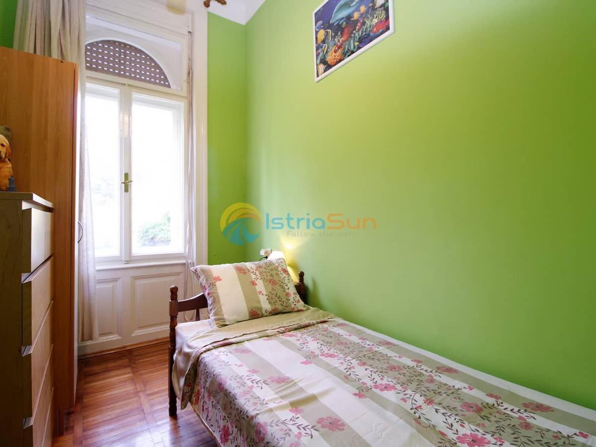 Studio Apartman Lea Pula Exterior photo