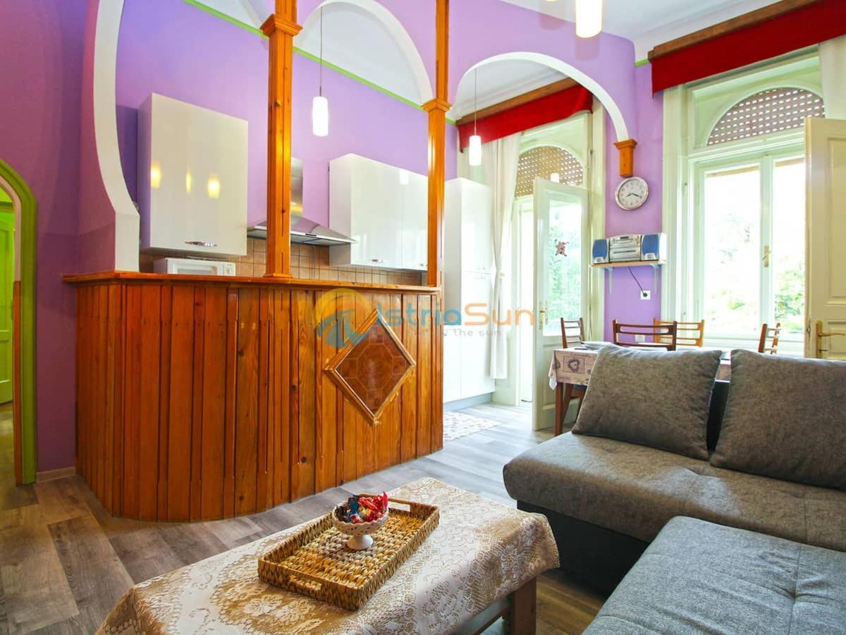 Studio Apartman Lea Pula Exterior photo